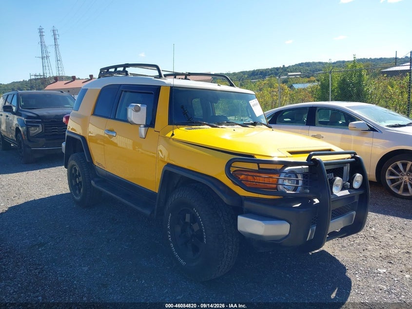 2010 TOYOTA FJ CRUISER | JTEBU4BFXAK089972 | UPCARS
