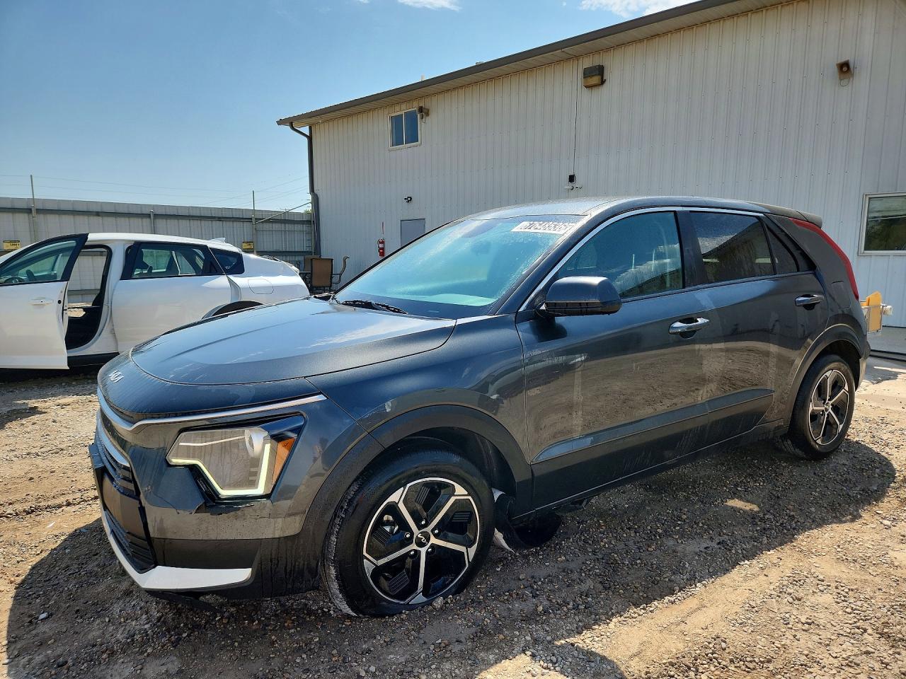 2026 KIA NIRO LX | KNDCP3LE0T5317673 | UPCARS