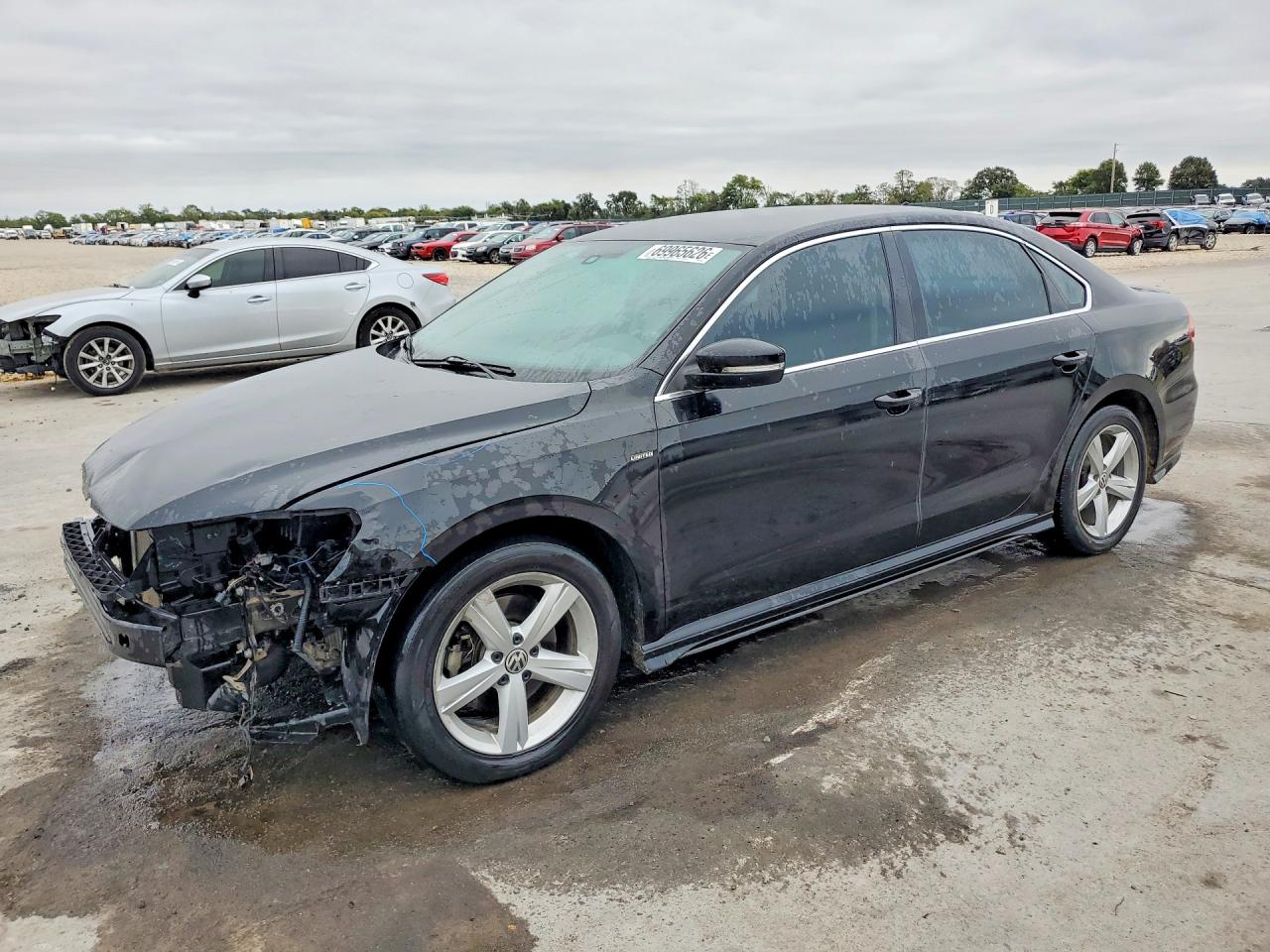 2015 VOLKSWAGEN PASSAT S | 1VWAS7A38FC097081 | UPCARS
