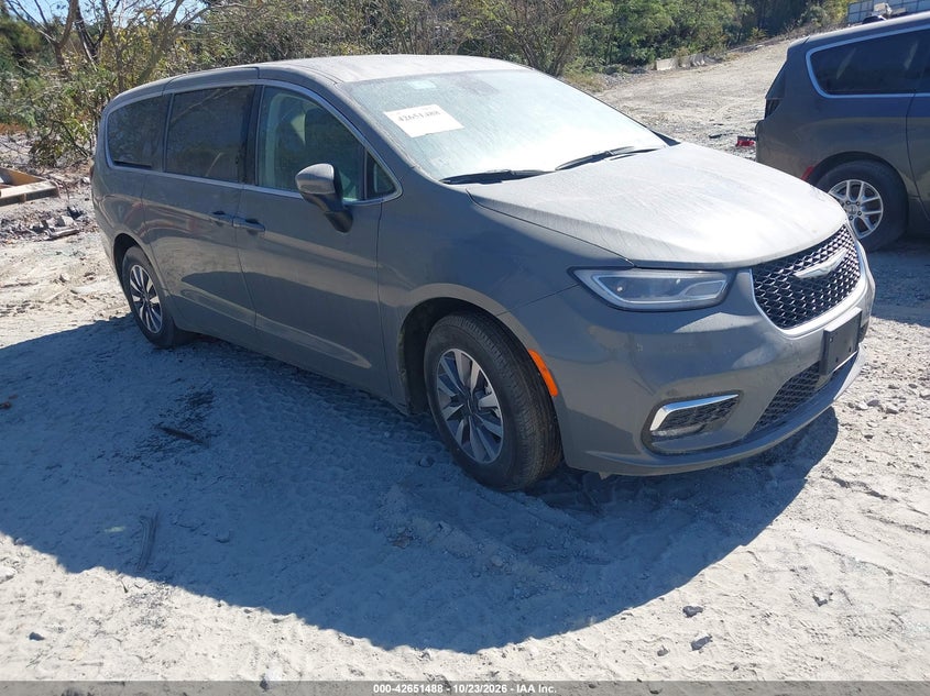 2023 CHRYSLER PACIFICA HYBRID TOURING L | 2C4RC1L78PR598867 | UPCARS