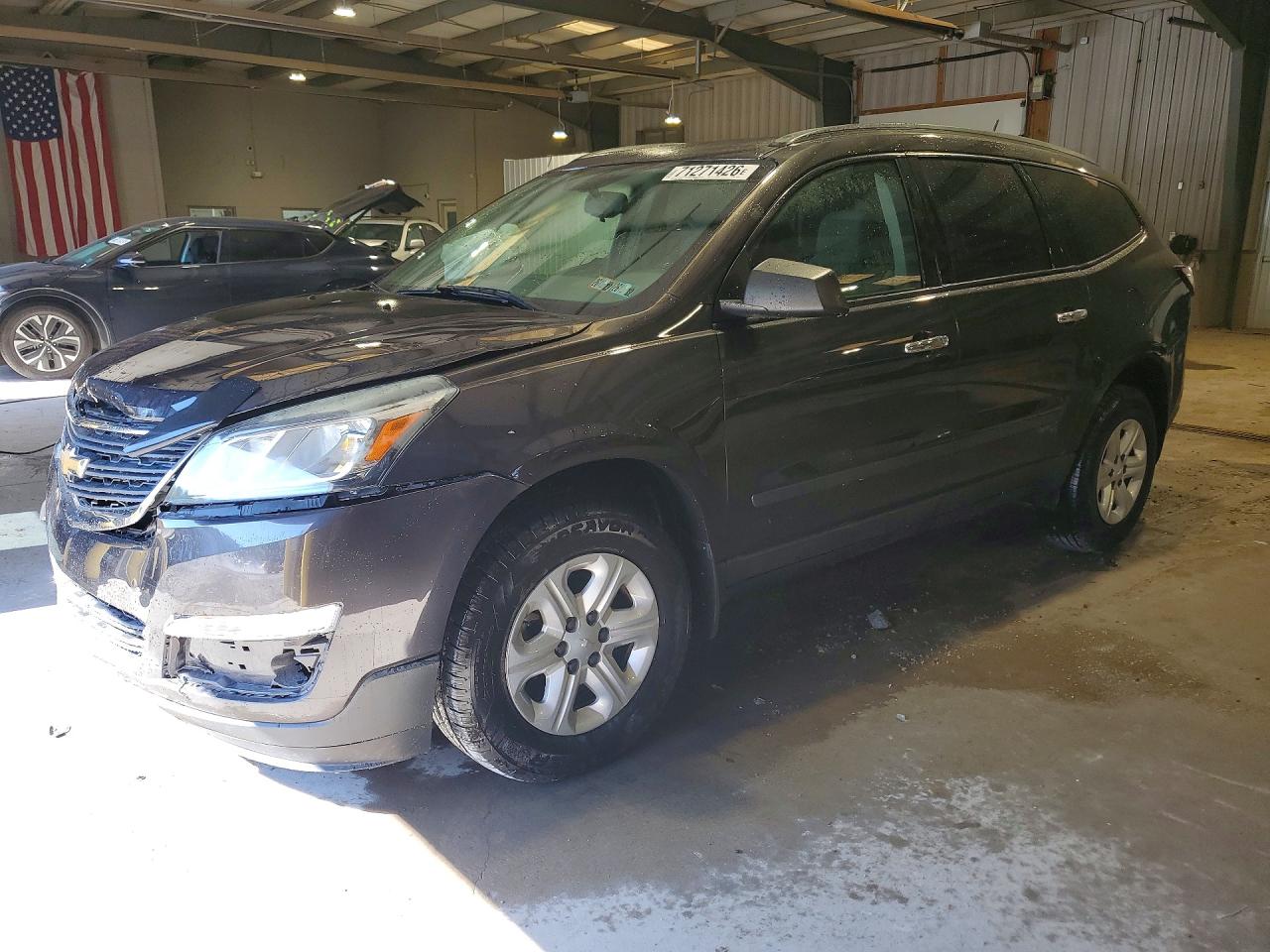 2017 CHEVROLET TRAVERSE LS | 1GNKVFED1HJ174942 | UPCARS