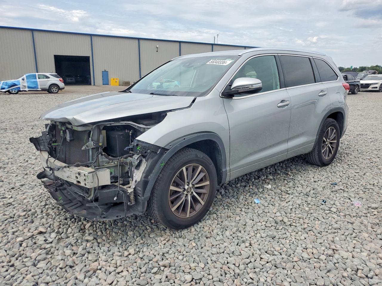 2018 TOYOTA HIGHLANDER XLE | 5TDKZRFH9JS528053 | UPCARS