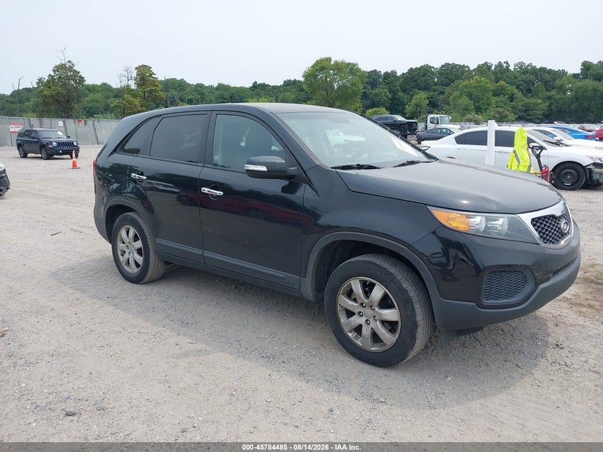 2012 KIA SORENTO LX | 5XYKT3A10CG285743 | UPCARS