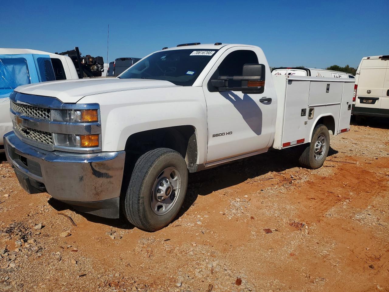 2019 CHEVROLET SILVERADO K2500 HEAVY DUTY | 1GB0KREG2KF247805 | UPCARS
