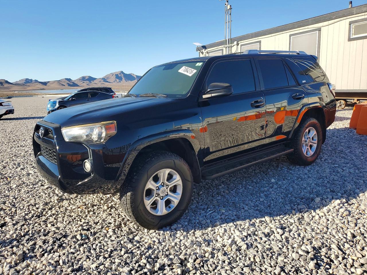 2015 TOYOTA 4RUNNER SR5 | JTEBU5JR4F5251179 | UPCARS