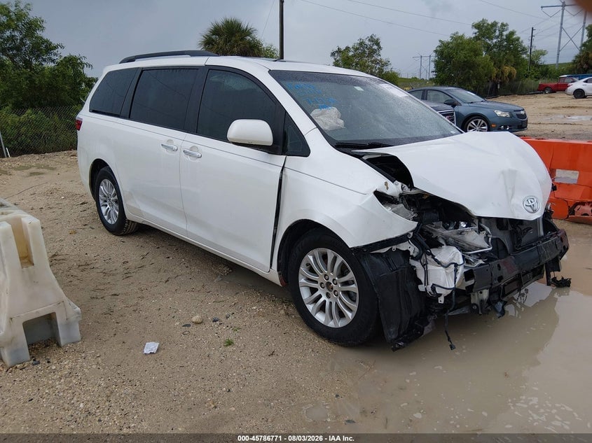 2015 TOYOTA SIENNA XLE 8 PASSENGER | 5TDYK3DCXFS632707 | UPCARS