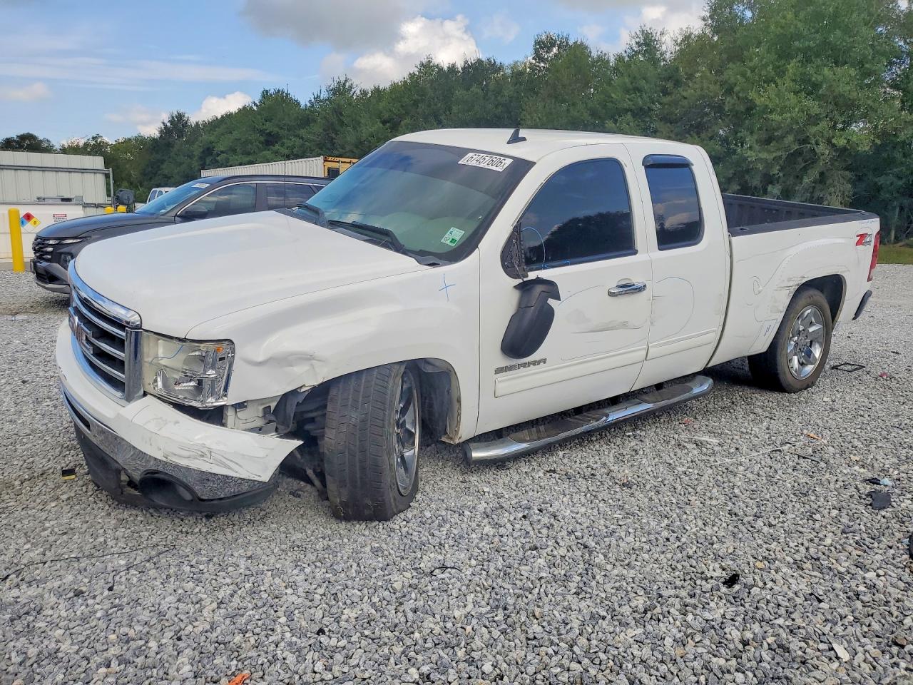 2011 GMC SIERRA K1500 SLE | 1GTR2VE31BZ175955 | UPCARS