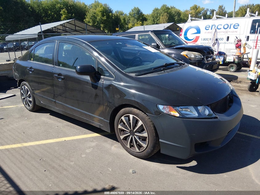 2011 HONDA CIVIC LX | 2HGFA1F58BH305536 | UPCARS