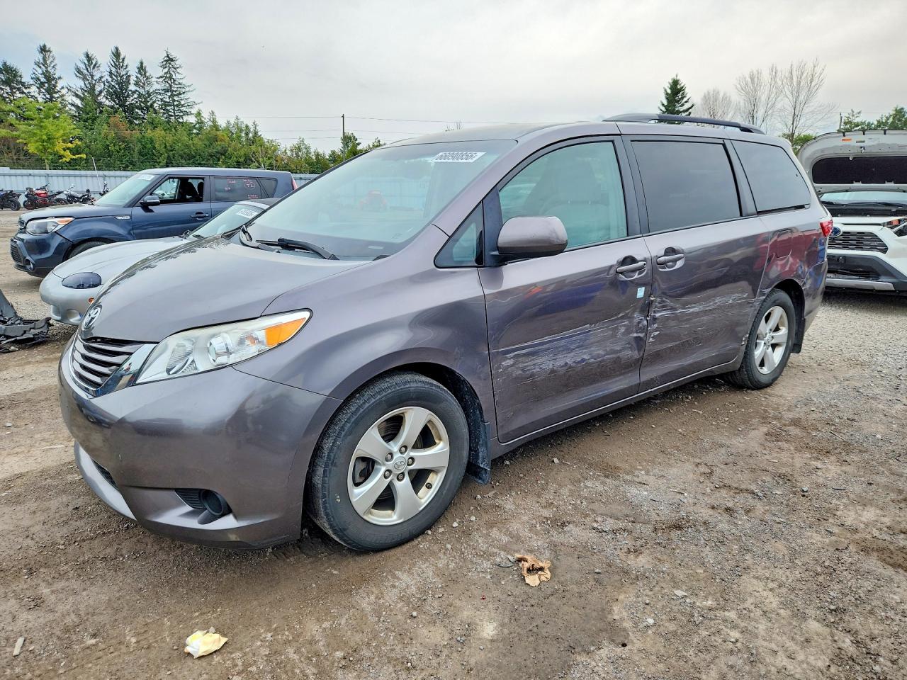 2015 TOYOTA SIENNA LE | 5TDKK3DC9FS630212 | UPCARS