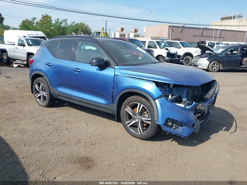 2021 VOLVO XC40 T5 R-DESIGN | YV4162UM3M2616715 | UPCARS