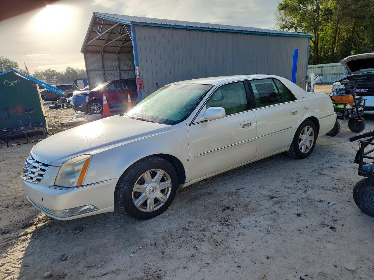 2008 CADILLAC DTS | 1G6KD57Y18U104316 | UPCARS