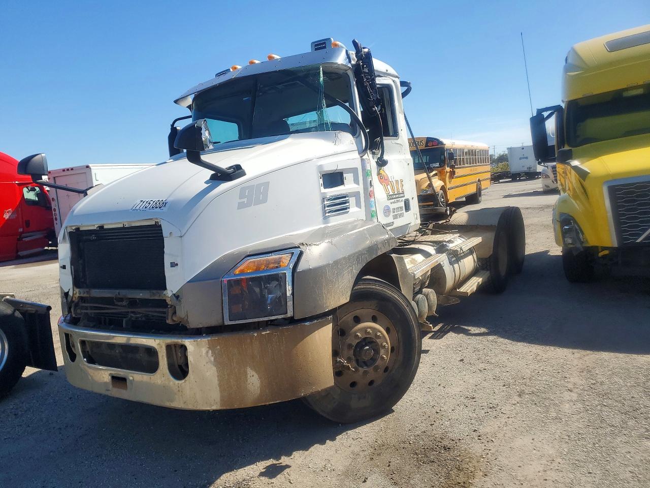 2020 MACK ANTHEM SEMI TRUCK | 1M1AN3GY4LM016122 | UPCARS