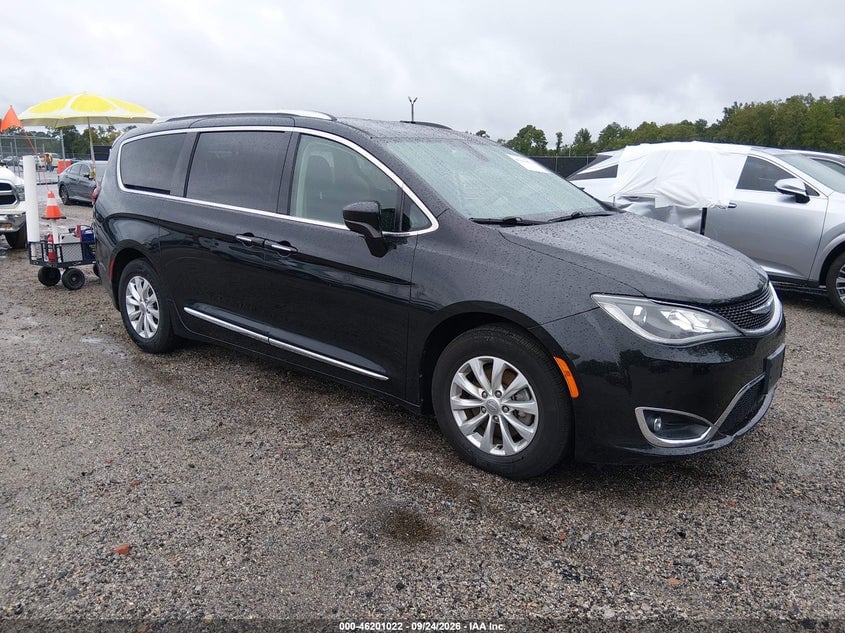 2018 CHRYSLER PACIFICA TOURING L | 2C4RC1BG8JR233811 | UPCARS