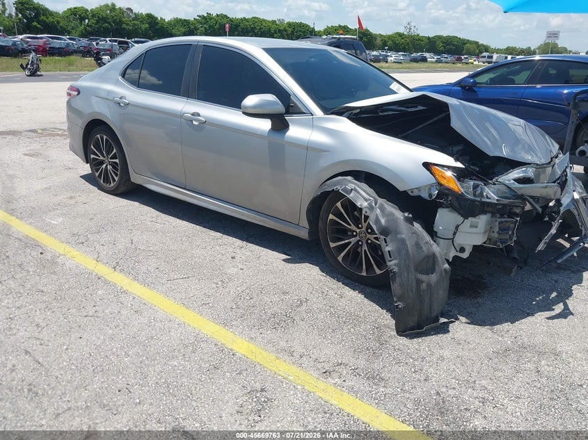 2020 TOYOTA CAMRY SE | 4T1G11AKXLU382189 | UPCARS