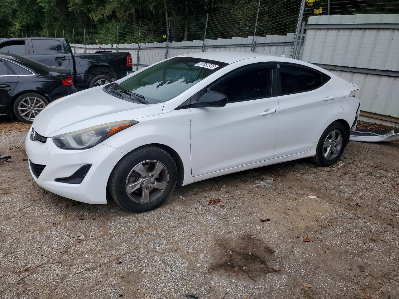 2015 HYUNDAI ELANTRA SE | 5NPDH4AE0FH579868 | UPCARS