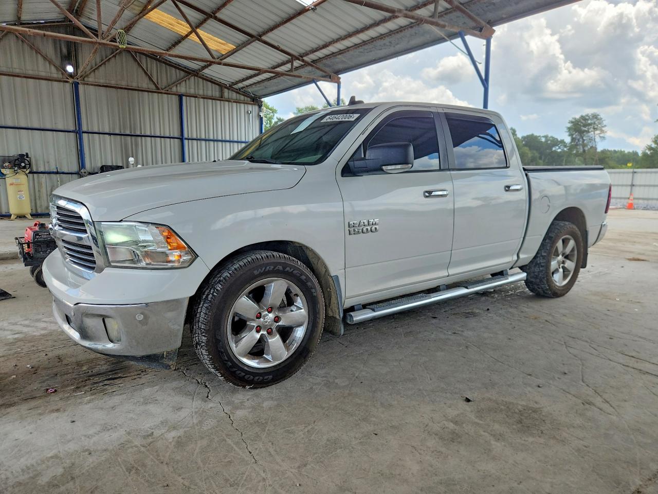 2016 RAM 1500 SLT | 3C6RR6LT5GG376373 | UPCARS