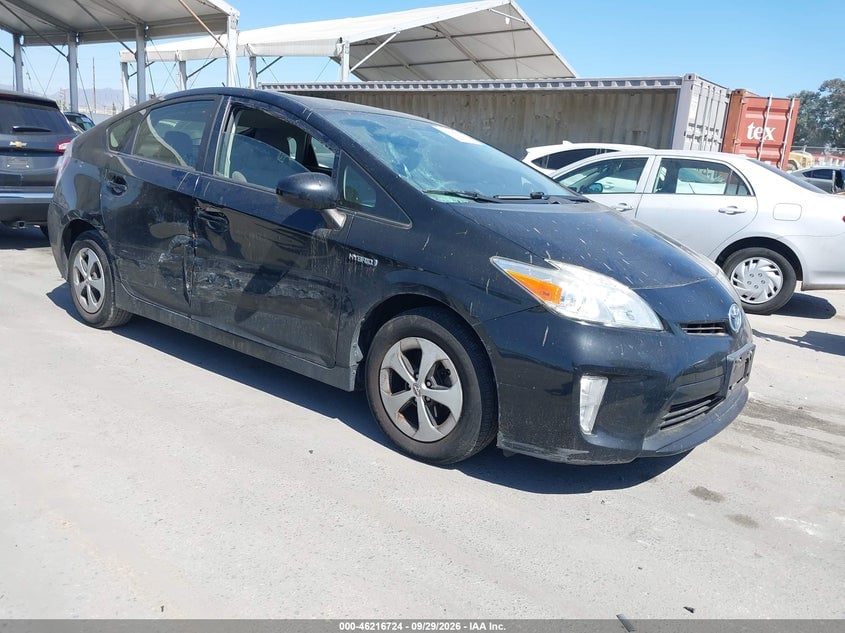 2015 TOYOTA PRIUS TWO | JTDKN3DU3F0482769 | UPCARS