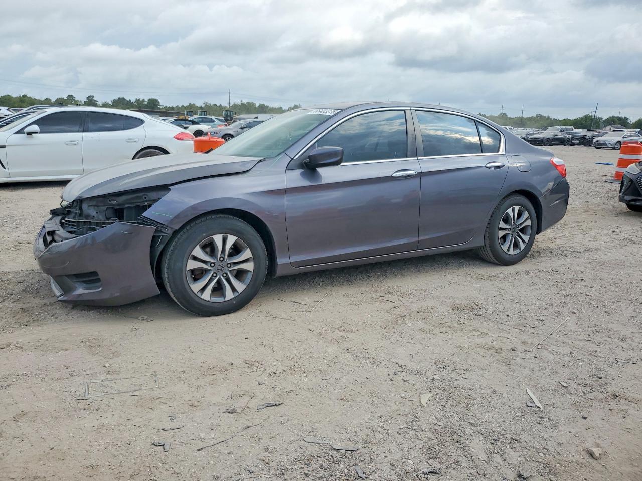 2015 HONDA ACCORD LX | 1HGCR2F32FA001719 | UPCARS