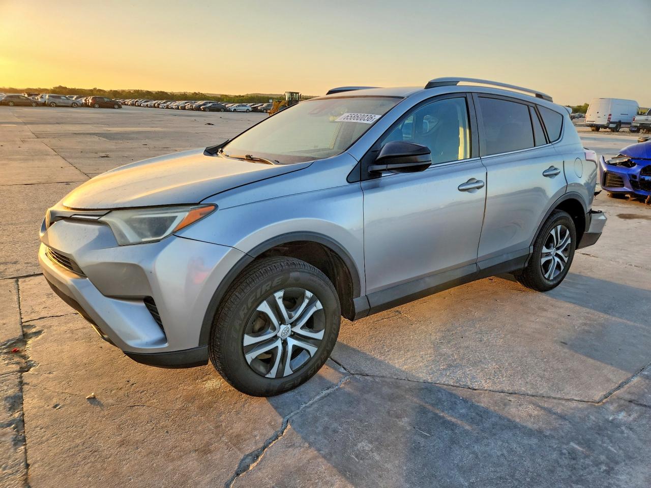 2018 TOYOTA RAV4 LE | 2T3ZFREV8JW441628 | UPCARS