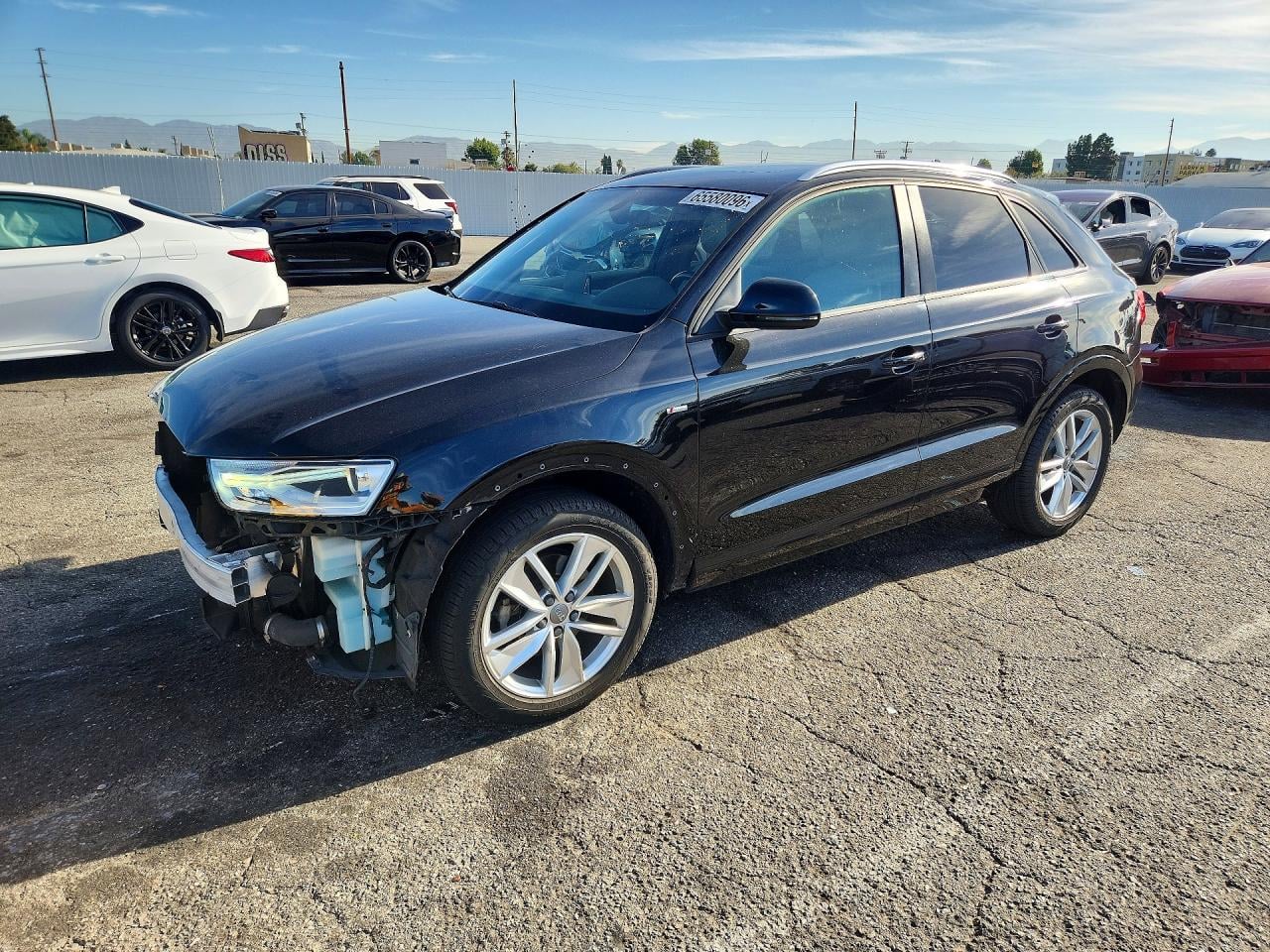 2018 AUDI Q3 PREMIUM | WA1BCCFS4JR028238 | UPCARS