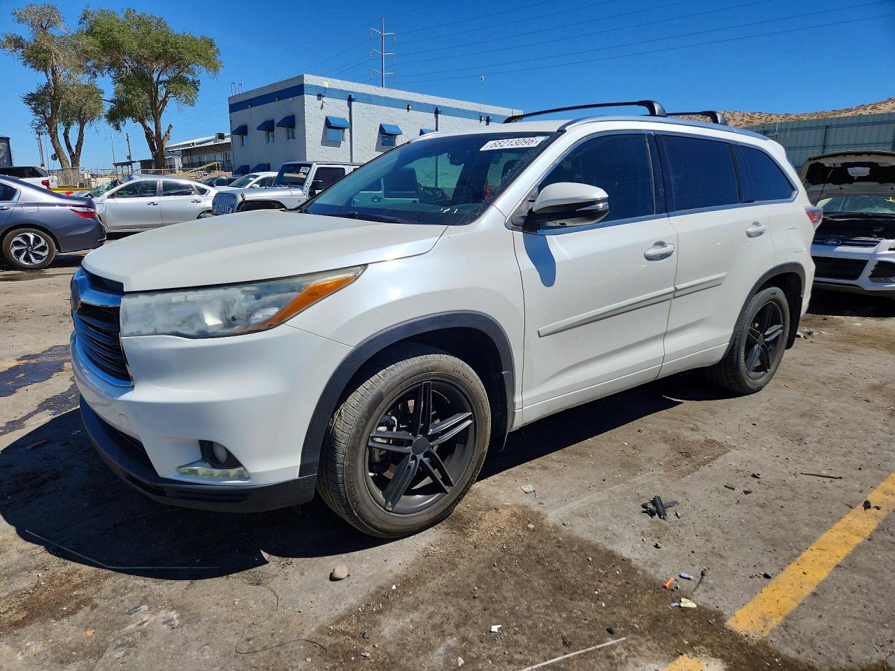 2016 TOYOTA HIGHLANDER LIMITED | 5TDDKRFH4GS261734 | UPCARS