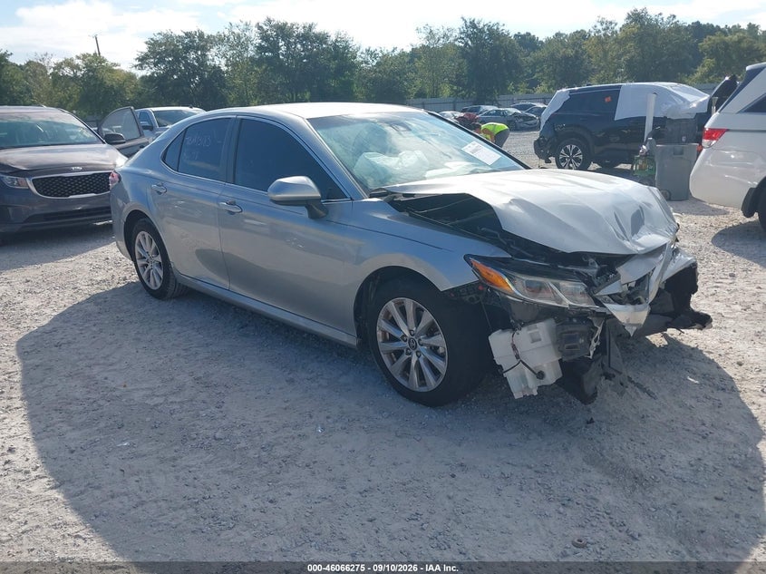 2019 TOYOTA CAMRY LE | 4T1B11HK4KU782389 | UPCARS