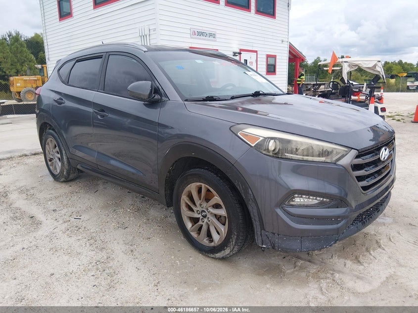 2016 HYUNDAI TUCSON SE | KM8J33A43GU062912 | UPCARS