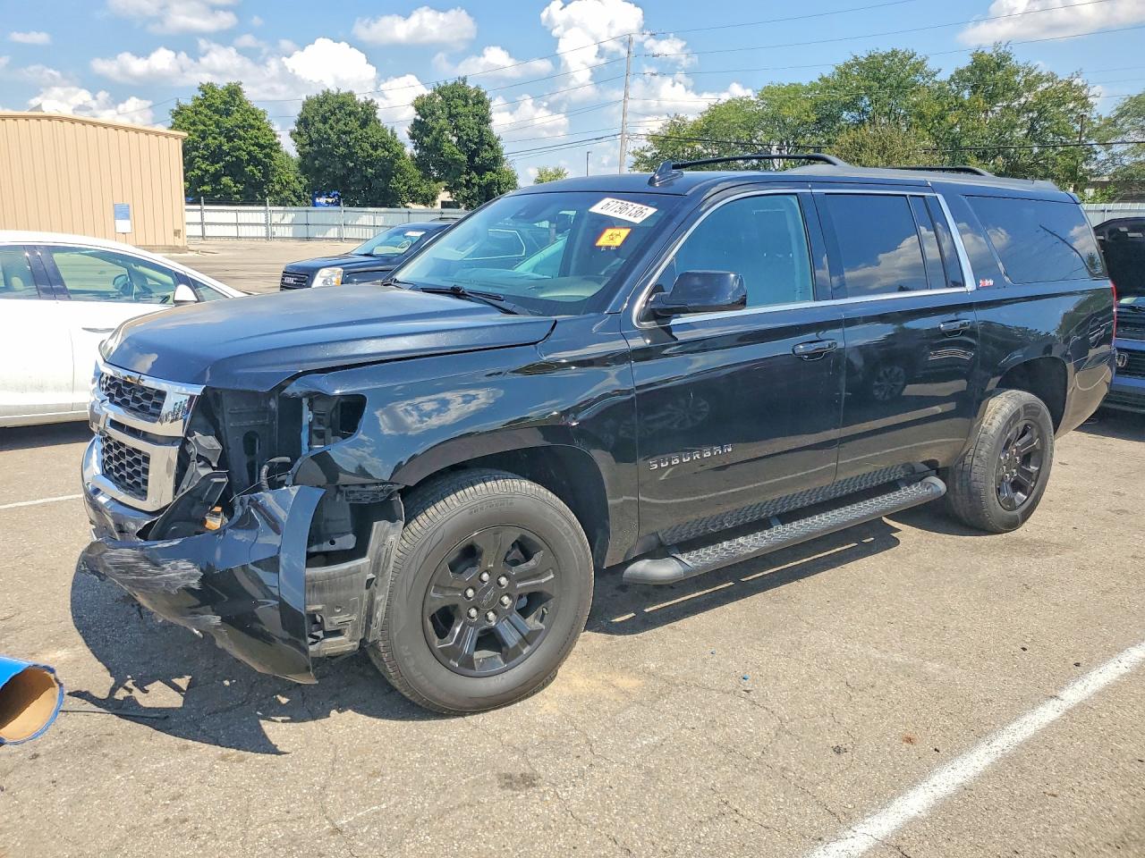 2017 CHEVROLET SUBURBAN K1500 LT | 1GNSKHKC7HR404825 | UPCARS
