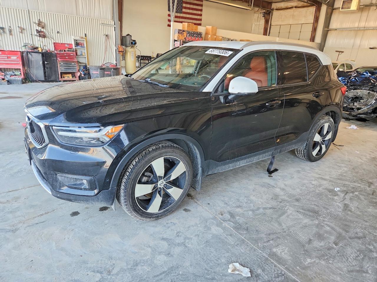 2019 VOLVO XC40 T5 MOMENTUM | YV4162UK1K2151816 | UPCARS