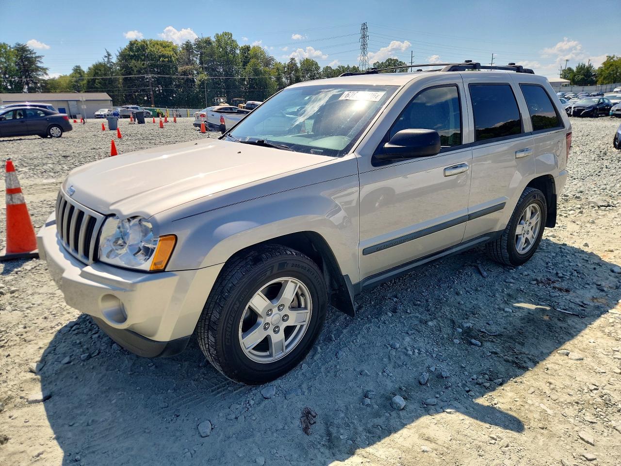 2007 JEEP GRAND CHER LAREDO | 1J8GR48K57C681078 | UPCARS