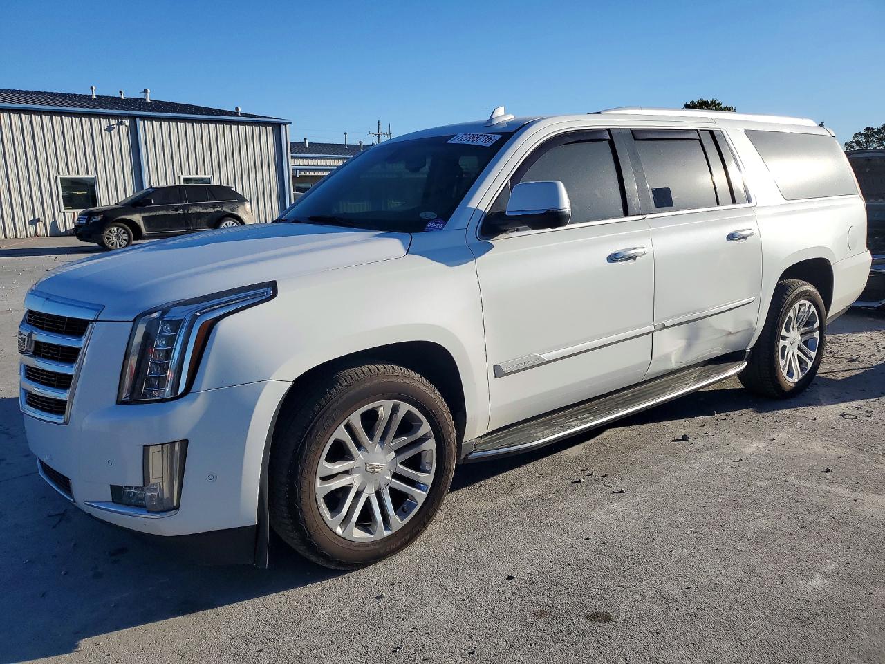 2017 CADILLAC ESCALAD ESV | 1GYS4GKJ3HR159463 | UPCARS