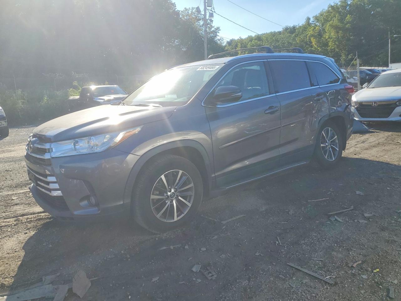 2019 TOYOTA HIGHLANDER XLE | 5TDJZRFH4KS620085 | UPCARS