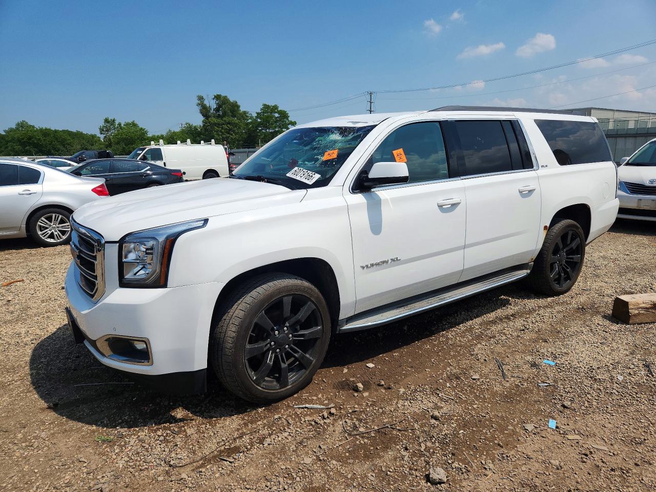 2015 GMC YUKON K1500 SLE | 1GKS2GKC9FR172068 | UPCARS