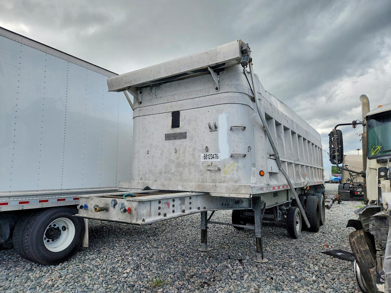 1999 RAVENS UNKNOWN END DUMP TRAILER | 1R1D02822XJ099474 | UPCARS