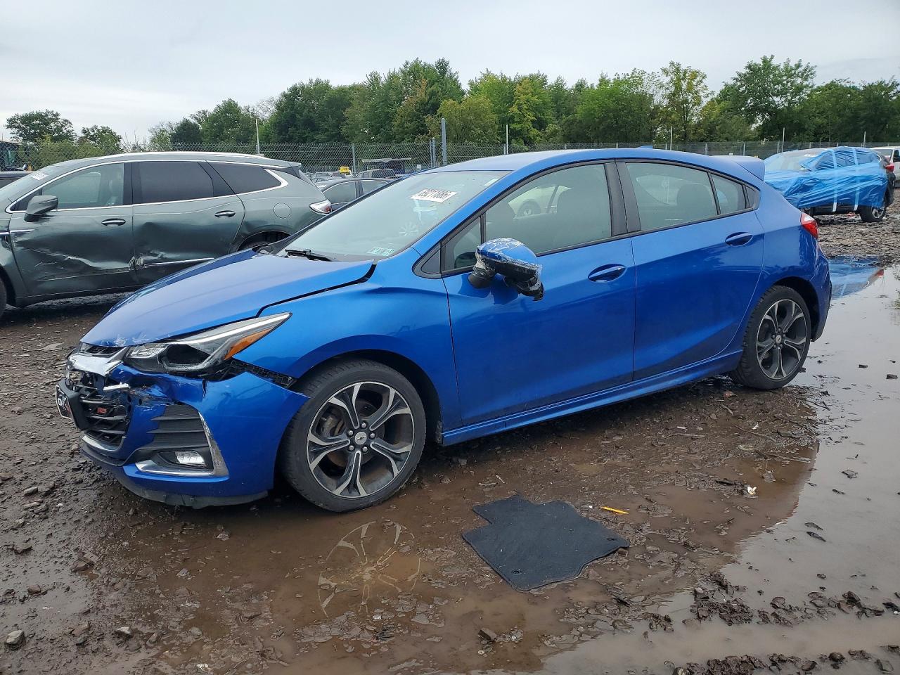 2019 CHEVROLET CRUZE LT | 3G1BE6SM1KS531564 | UPCARS