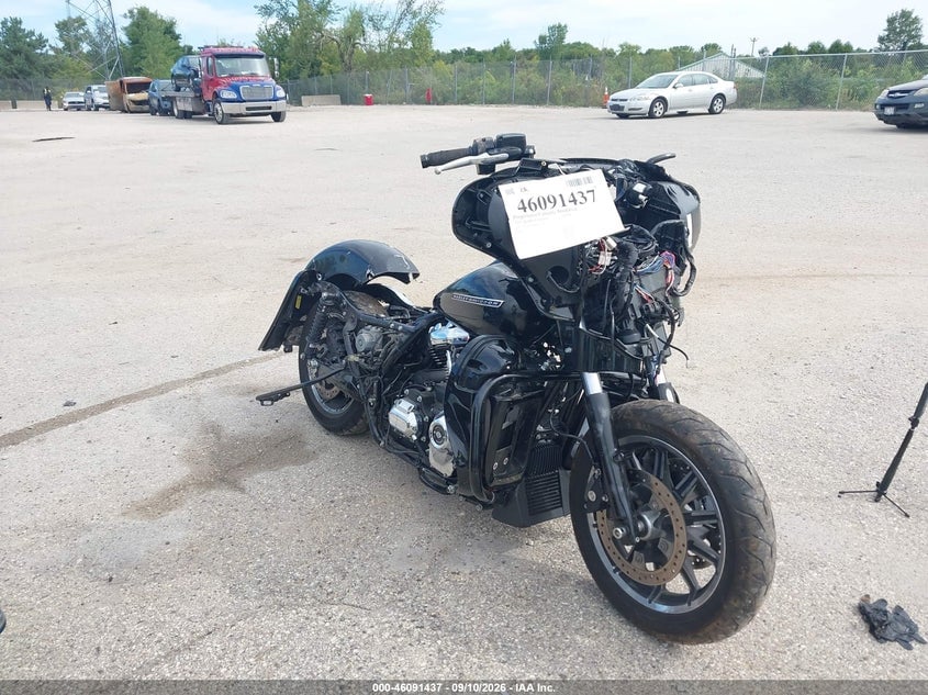 2023 HARLEY-DAVIDSON FLHX | 1HD1KBC18PB637049 | UPCARS