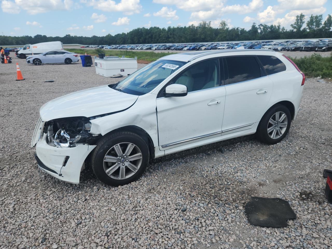 2016 VOLVO XC60 T6 PREMIER | YV449MDKXG2875768 | UPCARS