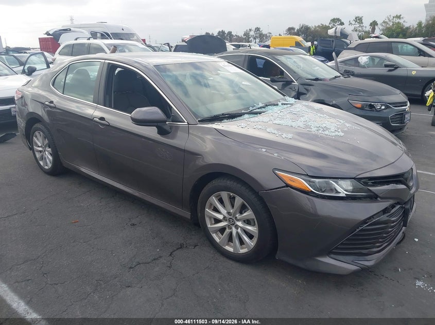 2018 TOYOTA CAMRY LE | 4T1B11HK9JU065582 | UPCARS