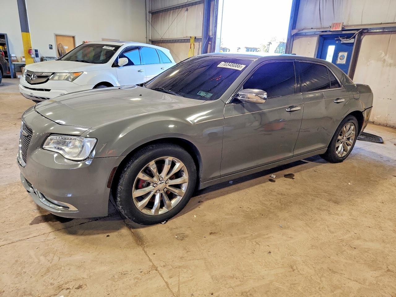 2018 CHRYSLER 300 LIMITED | 2C3CCAKG9JH240993 | UPCARS
