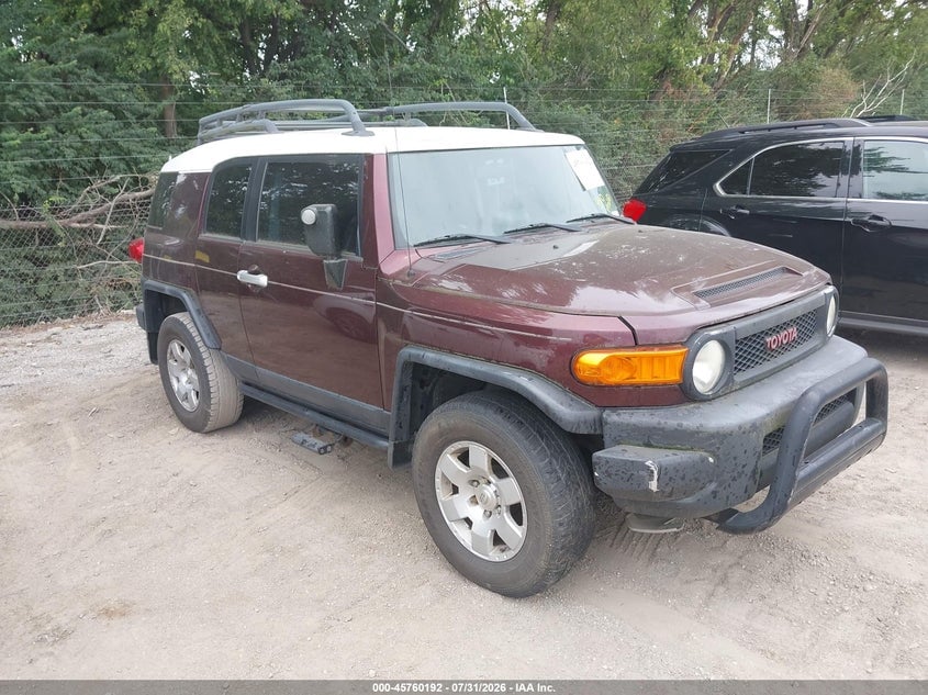 2007 TOYOTA FJ CRUISER | JTEBU11F670019275 | UPCARS