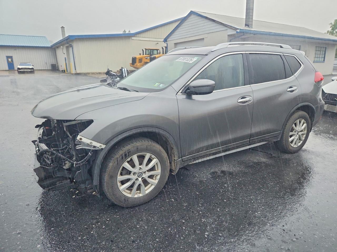2018 NISSAN ROGUE SV | KNMAT2MV1JP597648 | UPCARS