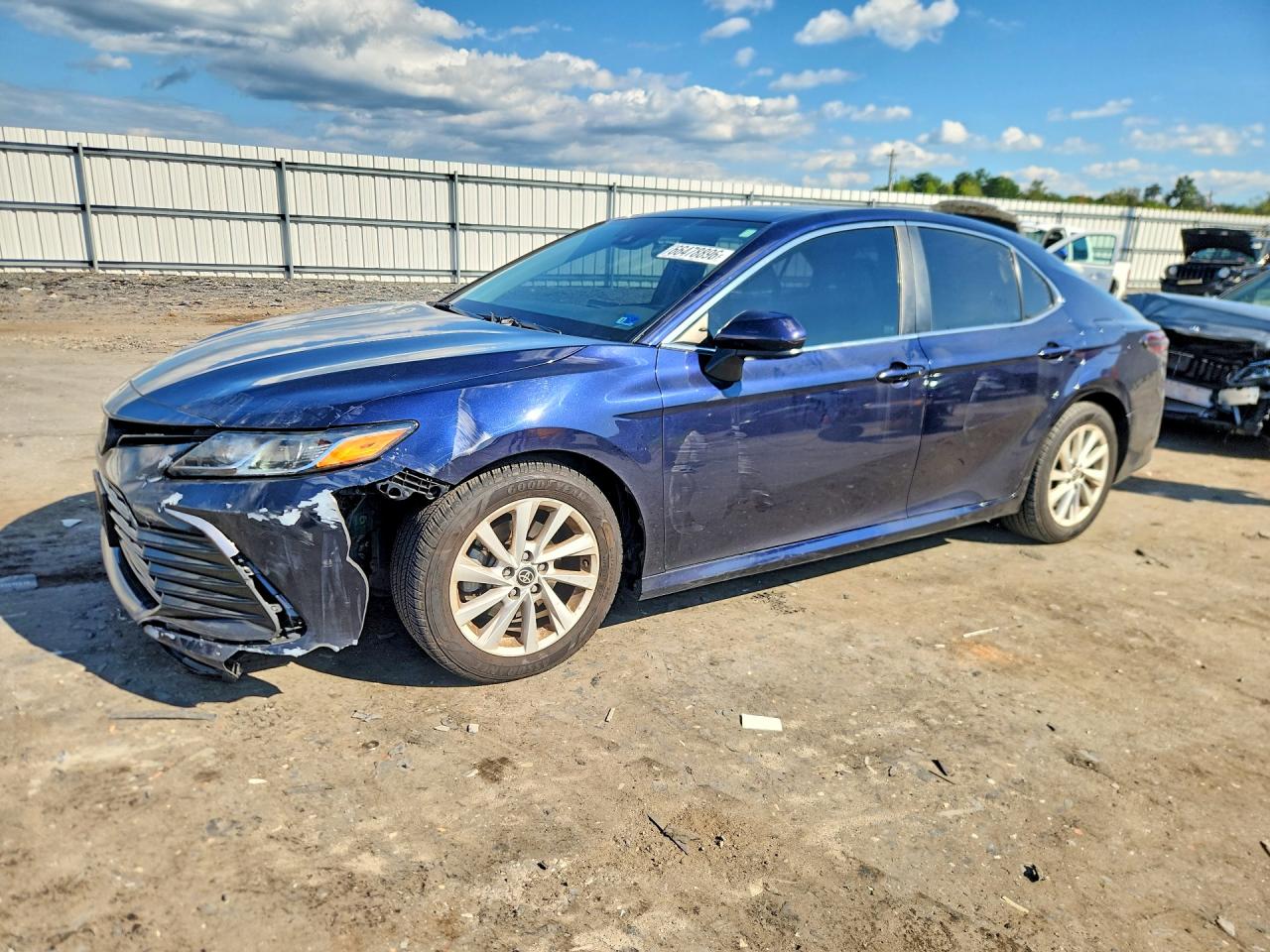 2022 TOYOTA CAMRY LE | 4T1C11AKXNU061030 | UPCARS