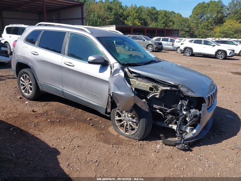 2019 JEEP CHEROKEE LATITUDE PLUS FWD | 1C4PJLLB0KD151331 | UPCARS