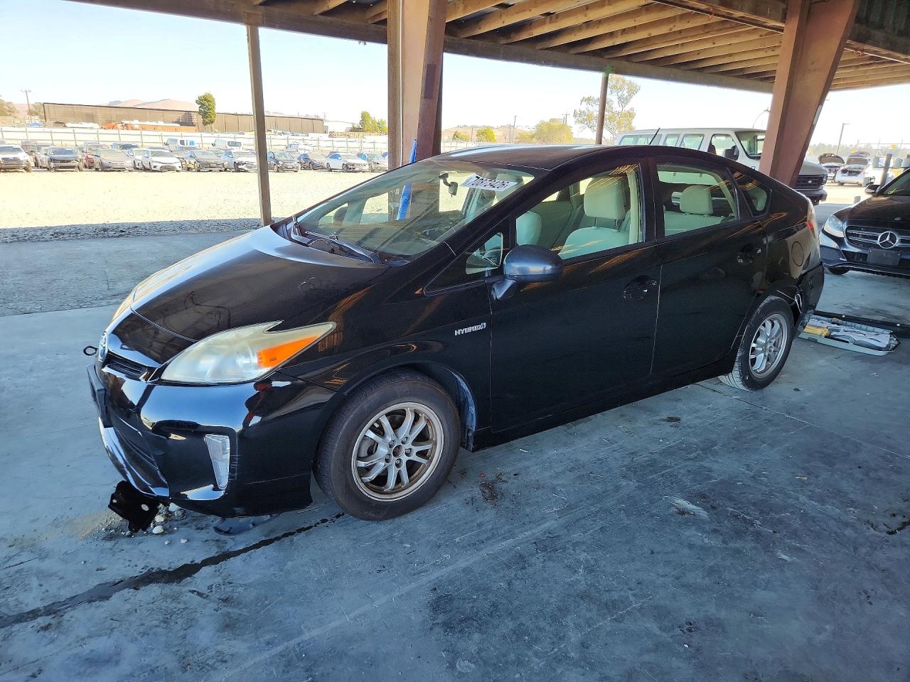 2013 TOYOTA PRIUS TWO | JTDKN3DU2D5621693 | UPCARS