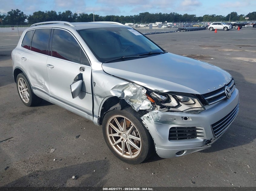 2014 VOLKSWAGEN TOUAREG 3.6L SPORT | WVGEF9BP9ED005762 | UPCARS