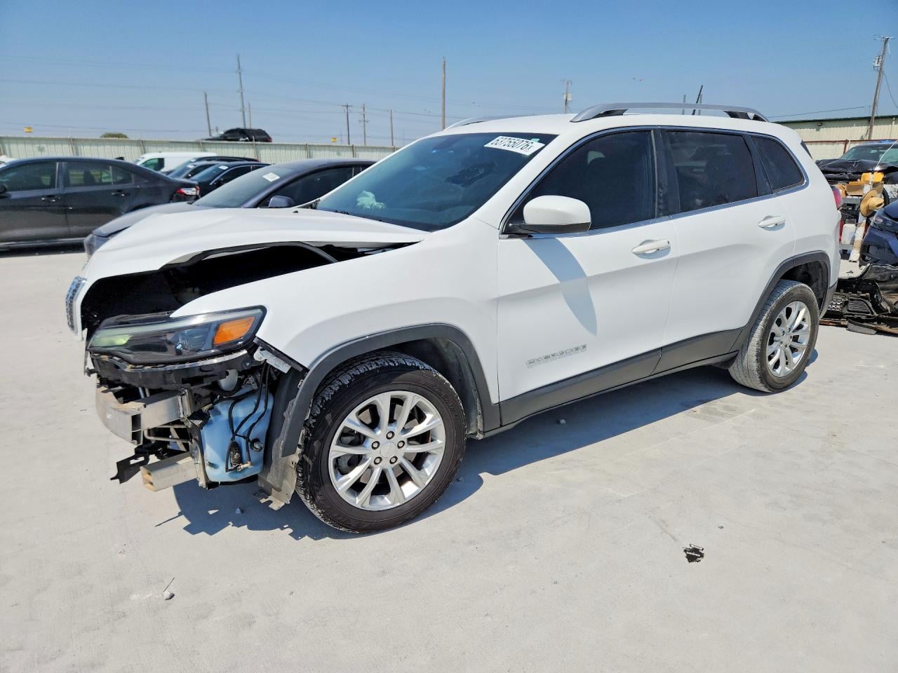 2019 JEEP CHEROKEE LATITUDE | 1C4PJLCX3KD151240 | UPCARS