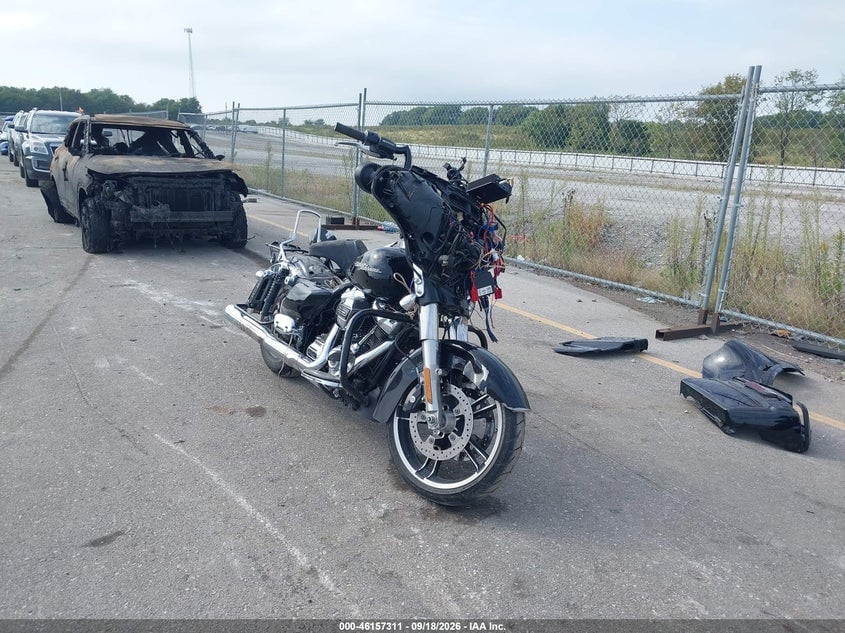 2017 HARLEY-DAVIDSON FLHX STREET GLIDE SPECIAL | 1HD1KRC18HB669624 | UPCARS