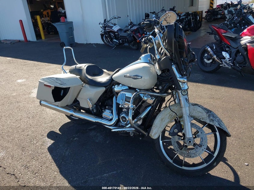 2022 HARLEY-DAVIDSON FLHX | 1HD1KBC14NB603963 | UPCARS
