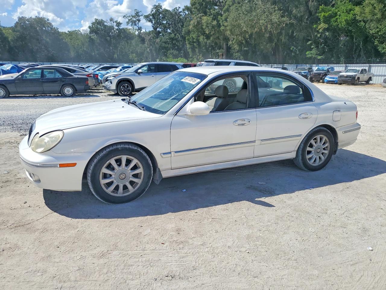 2002 HYUNDAI SONATA GLS | KMHWF35H52A638441 | UPCARS