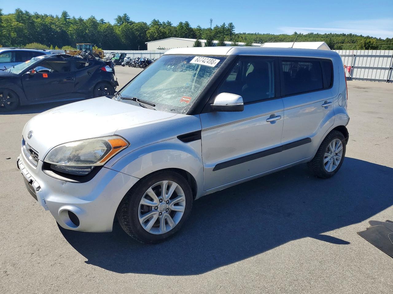 2013 KIA SOUL + | KNDJT2A66D7777175 | UPCARS